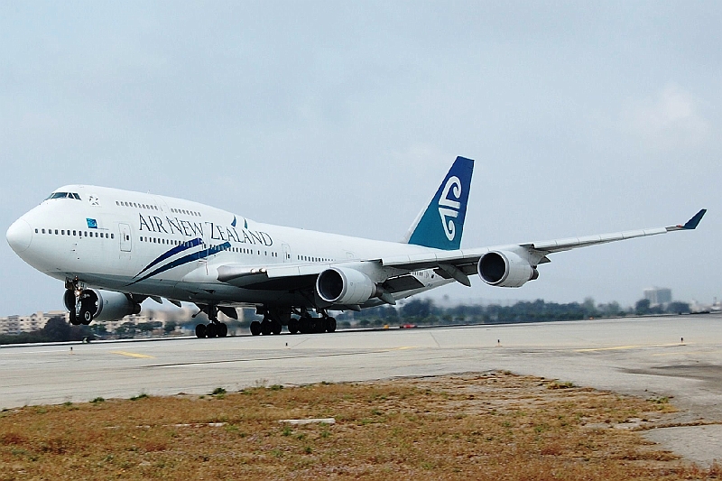 lax May9 2008 (1120).JPG